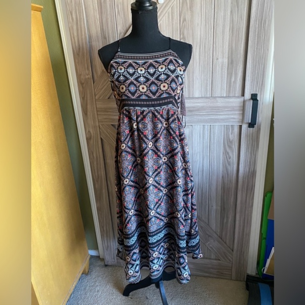 NWT Melrose and Market black tile print halter dress